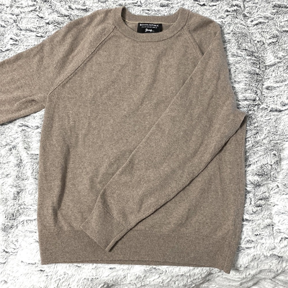 Banana Republic- Medium- Light Brown-